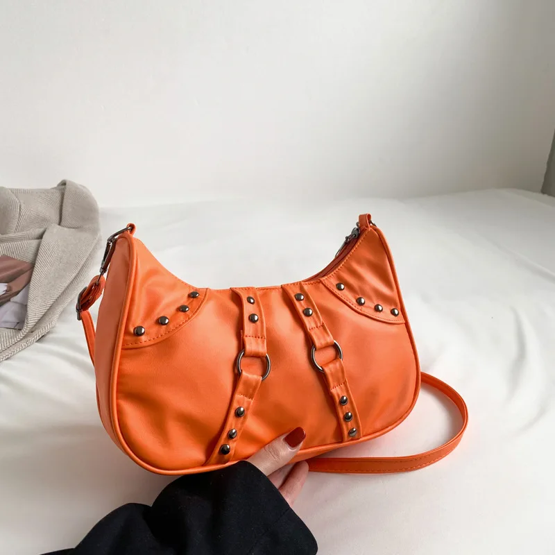 

High Quality Rivet Bag Ladies Bag 2023 New This Year's Popular Fashion Spring and Summer New Pure Color Shoulder Messenger Bag