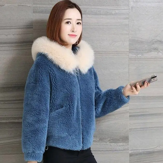Faux Fur Coat Women's Short 2022 Autumn  Winter New Korean Hooded Lamb Fur  Cashmere Coat  Thick Warm Fur   Jacket Women