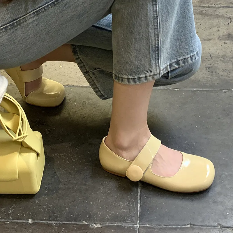 

Женские туфли без каблука, из коровьей спилковой кожи, с квадратным носком