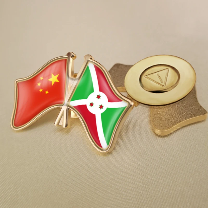 Китай и Бурунди Камбоджа Камерун Канада Кейп-Верд пересекли двойные флаги дружбы