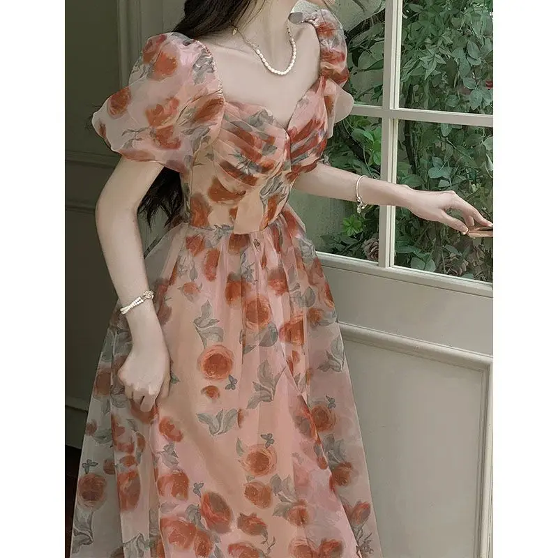 

French floral dress 2023 summer new women's high-end feeling, elegant temperament, retro niche unique skirt trend