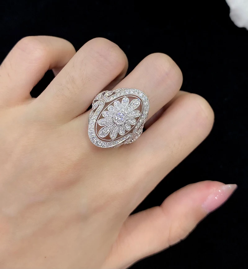 Рисунок 6 - Кольца LUOWEND из белого золота 18 карат