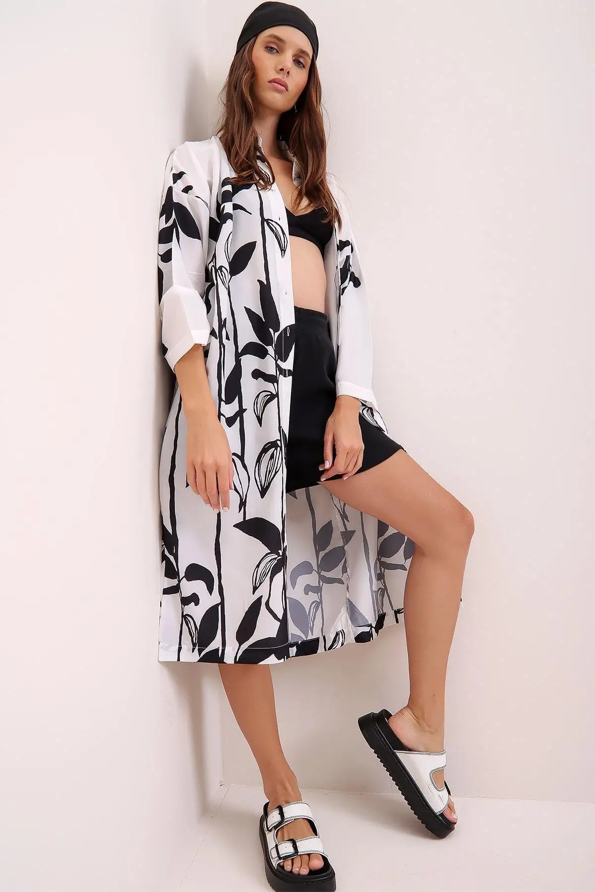 

Women's Kimono White pattern Long Loose Kimono Fashion Bathrobe For Ladies