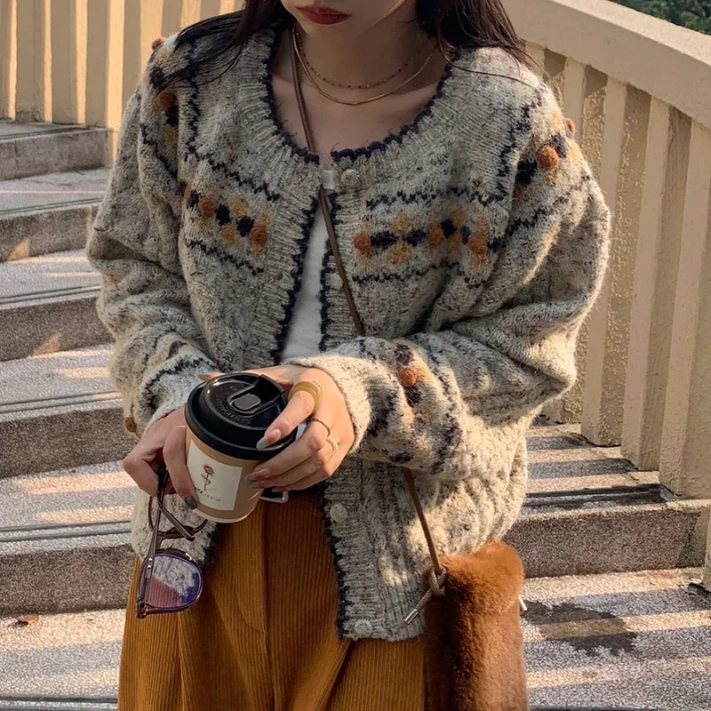 Серый женский свитер осенний кардиган с круглым вырезом и длинным рукавом