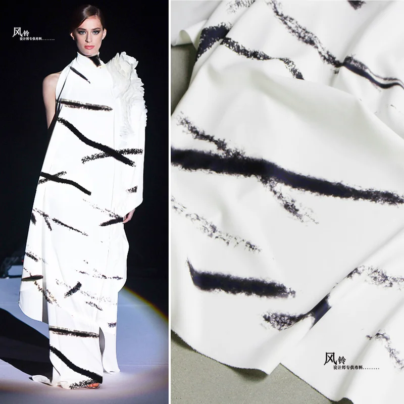 

Ink Painting Printed Space Cotton Fabric Air Layers For Various Skirt Cheongsam Dress Jacket Coat Clothes Designer Fabric