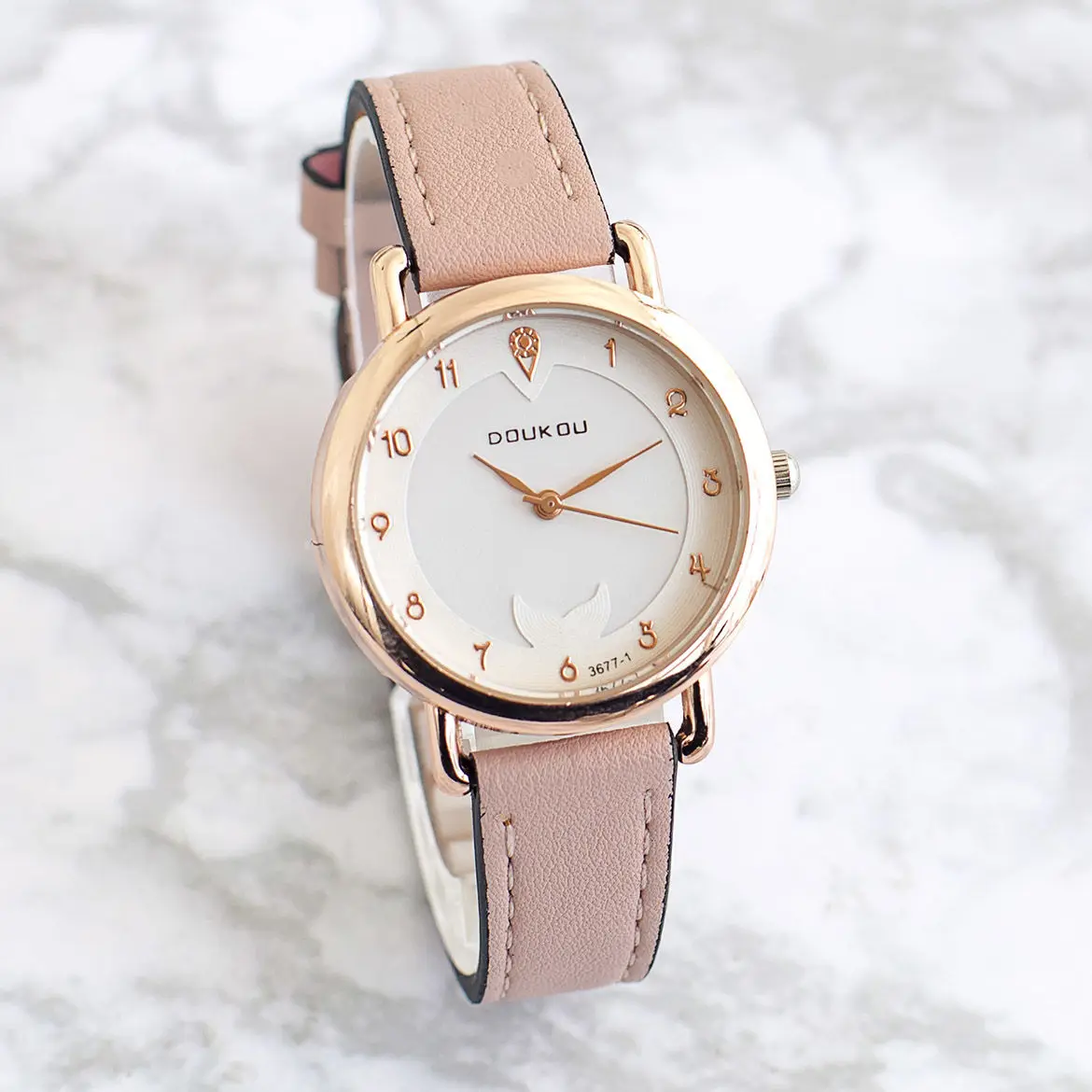 Рисунок 3 - Часы с радужным корпусом для девочек