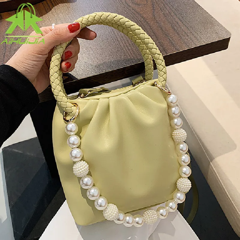 

Simple Trend Crossbody Bags for Women 2022 New Fashion Pearl Chain Handbag Lady Designer Small Women's Shoulder Bag and Purses
