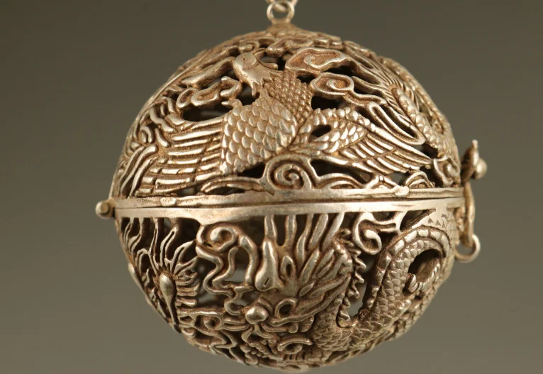 

Старые тибетские серебряные медные резная вручную искусственные благовония для декоративного дисплея коллекционный подарок