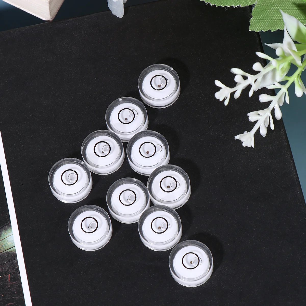 

16PCS Universal Level Professional Accurate Circular Plastic Surface Level Spirit Level Bubble Level for Electrical Appliances