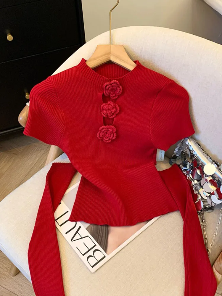 Koreański styl Słodka moda Sweter z aplikacjami Kobiety Nowy projekt Szykowne topy dekoltem w szpic Jesień 2024 Gyaru dzianiny