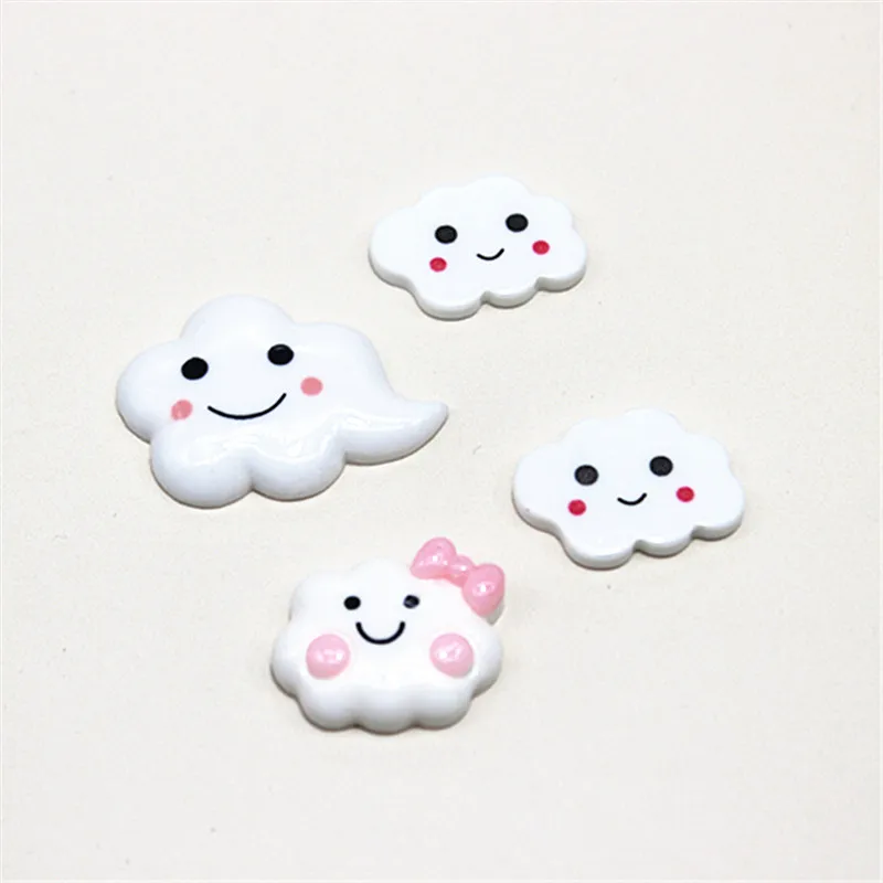 

10/20pcs Kawaii Resin Cartoon Smile Clouds Miniature Figures Flatback Cabochon DIY Jewelry Craft Home Decoration Accessories