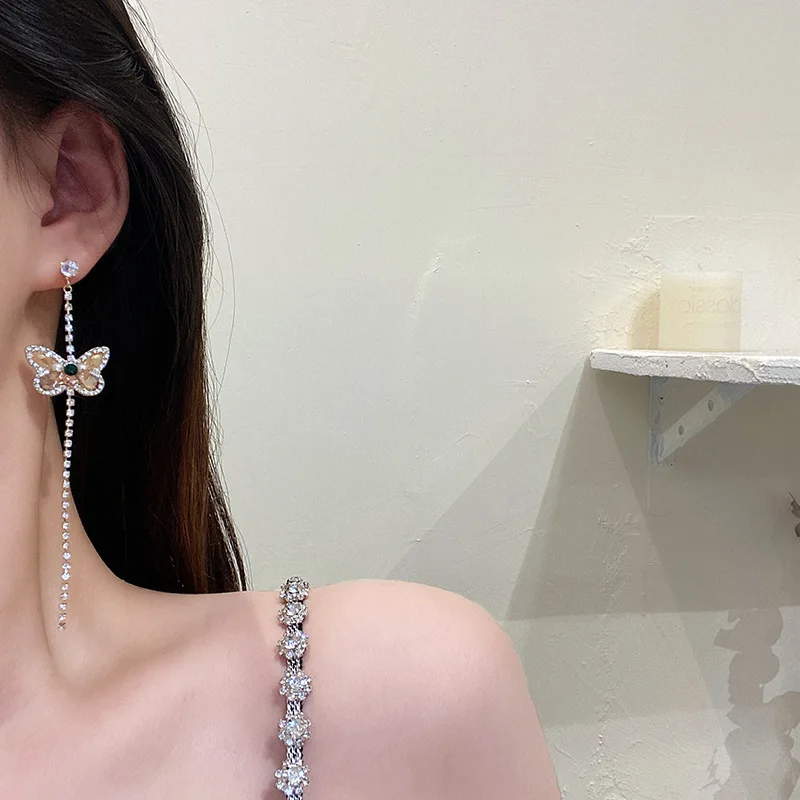 

S925 Silvers 2022 New Long Butterfly Long Tassel Pendant Earrings for Women Design Simple Diamonds Earrings Bohe Classic Jewelry