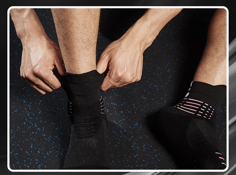 Outdoor Sports Cotton Socks Arbitrary Terry Socks Anti Slip Shock Absorption Men's Running Socks Basketball Socks Elite Socks