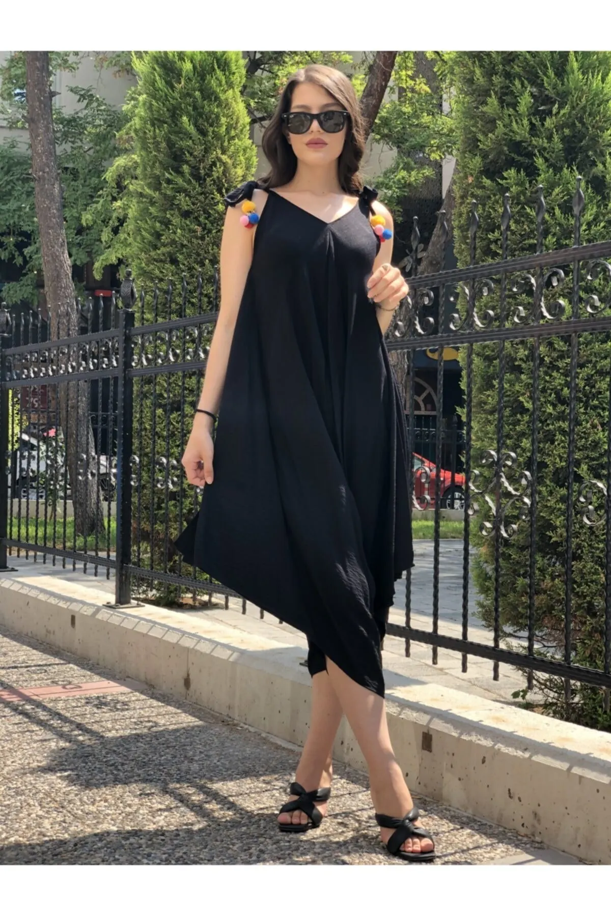 

Women's Overalls Black Off The Shoulder Pompom Shalwar Jumpsuit Hot Casual Fashion Sleeveless Baggy Trousers Overalls