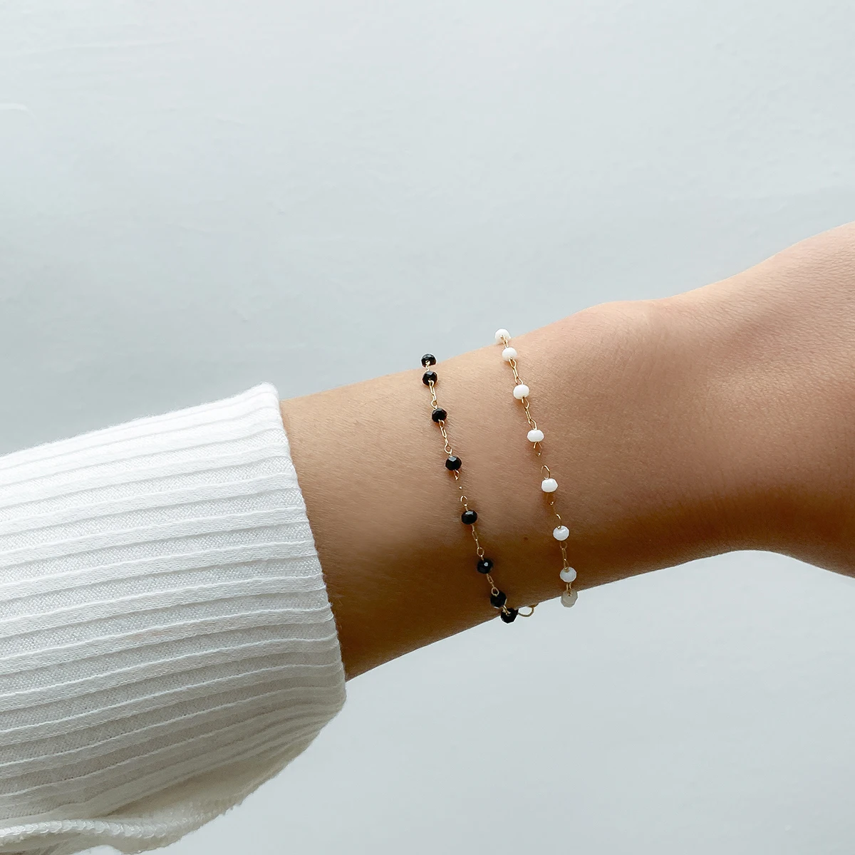 

Lacteo Trendy Black White Crytal Beads Chain Bracelets For Women Girls Minimalist Bracelet Alloy Chain Bracelet 2022 Jewelry