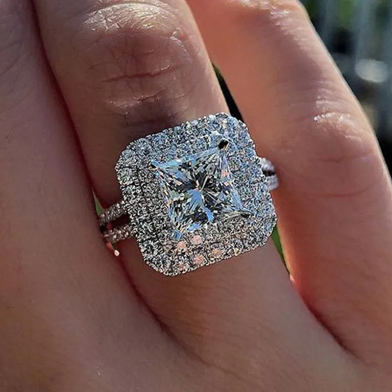 

Copper Inlaid Zircon Ring Female Geometric Square Simulation Diamond Ring European and American Double Layer Super Flash Ring