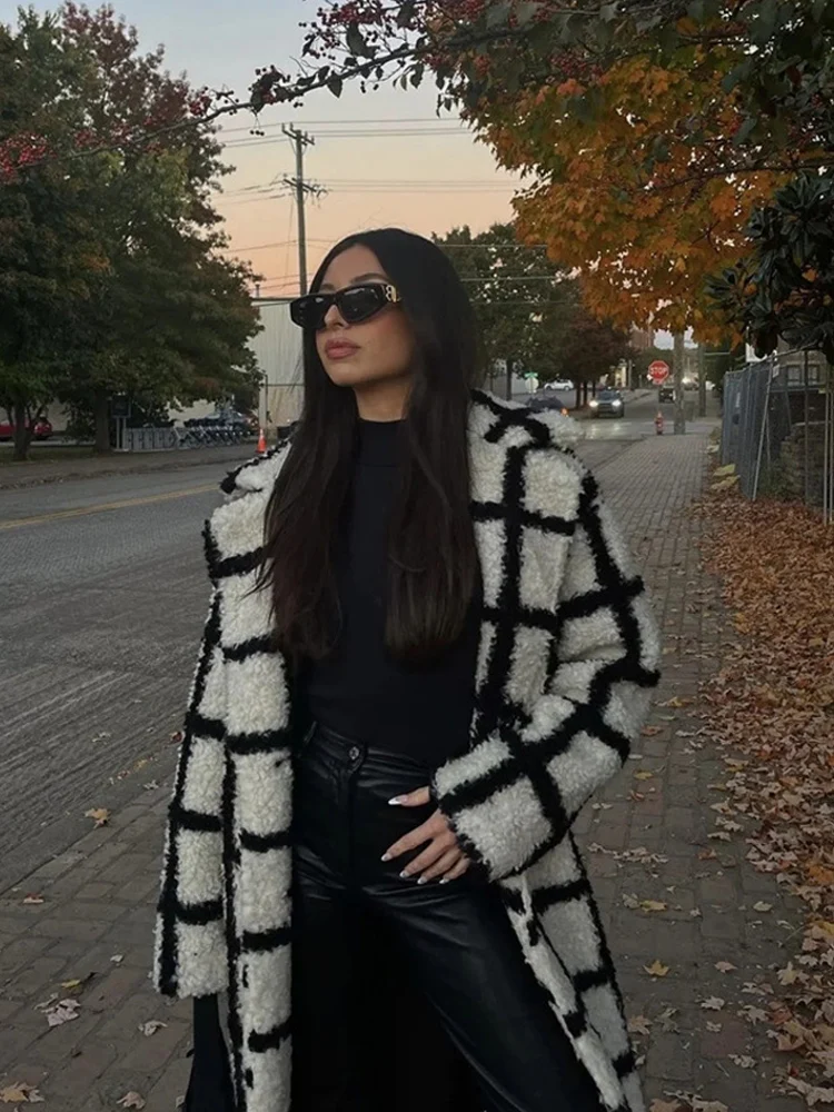 Lambswool Plaid Warm Women's Winter Jacket Coats Long Faux Fur 2022 Autumn Elegant Covered Button Trench Coat for Office Lady