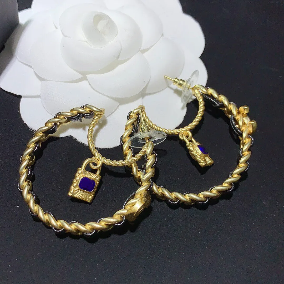 

Hot Sales Fashion Famous Brand Pearl Lock Dangle Stud Earring Women Luxury Jewelry Vintage Big Round Hoop Earrings Eardrop Gift