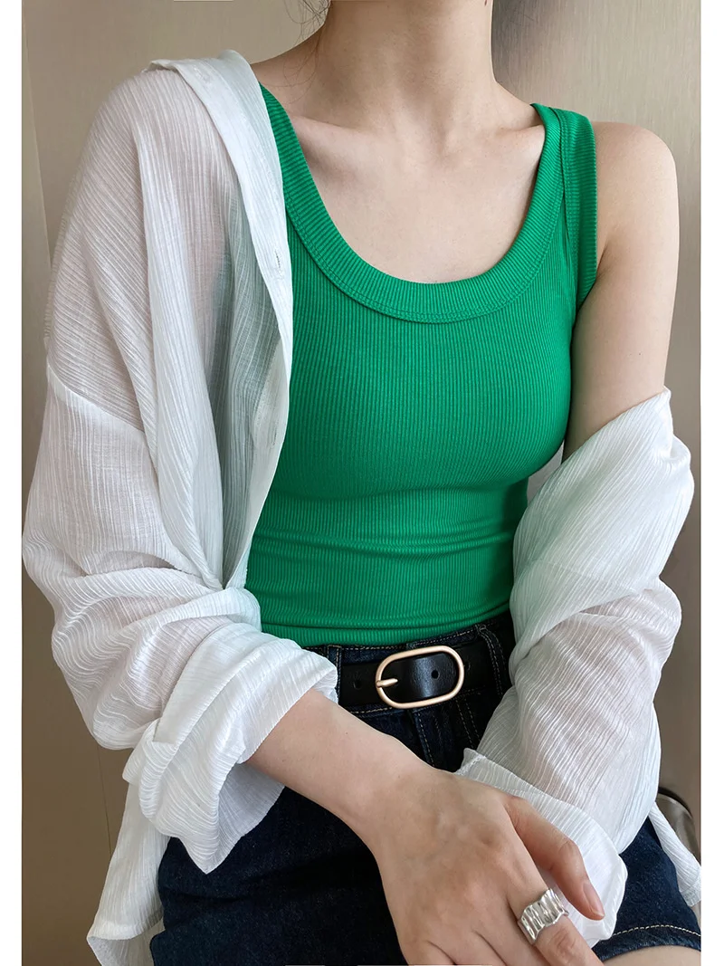 Топ женский летний однотонный с U-образным вырезом и без рукавов |