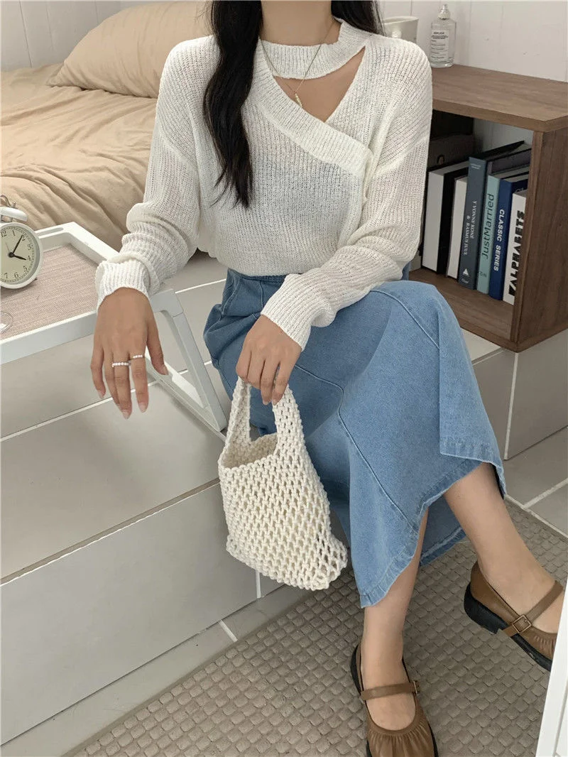 

Design Sense Niche Foreign Style Off Shoulder Sweater 2022 Autumn New Irregular Slim Long Sleeved Sweater