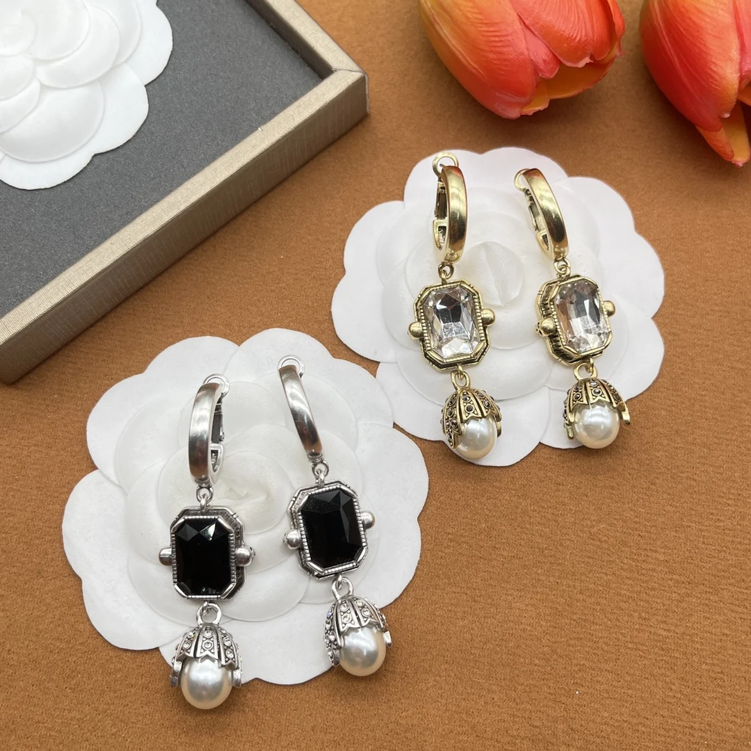 

Fashion crystal Pearl earrings for Women