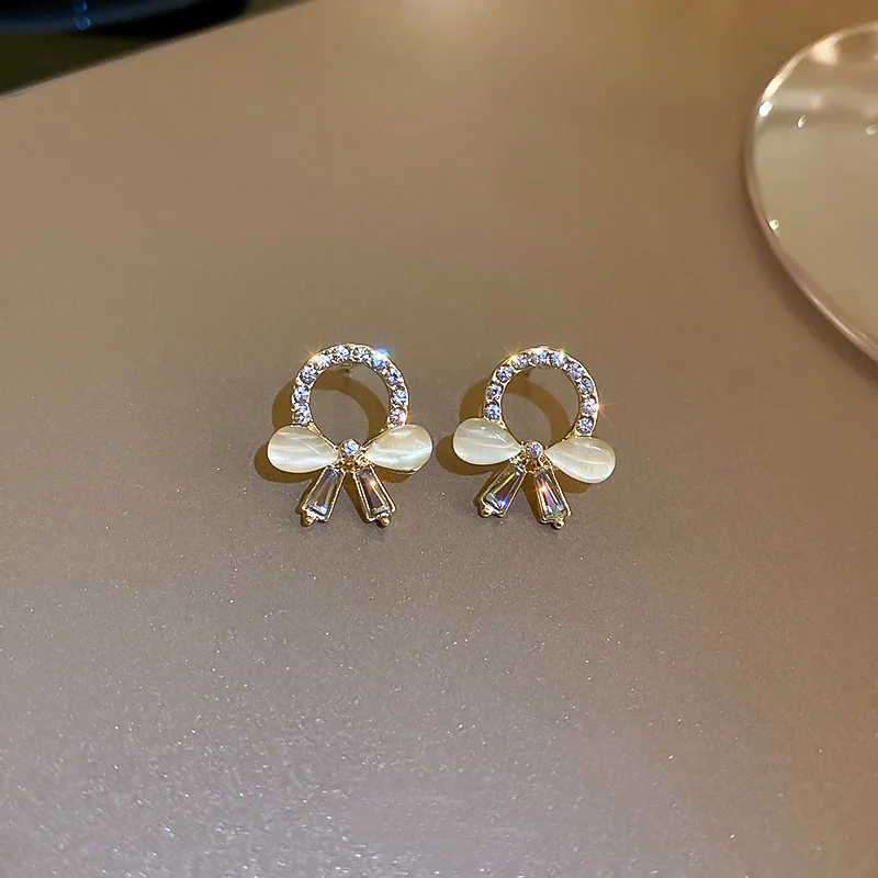 

Trendy Stud Earrings Bow Opal For Women Girls Metal Chain Jewelry Ladies Classic Fashion Gift Wedding Party