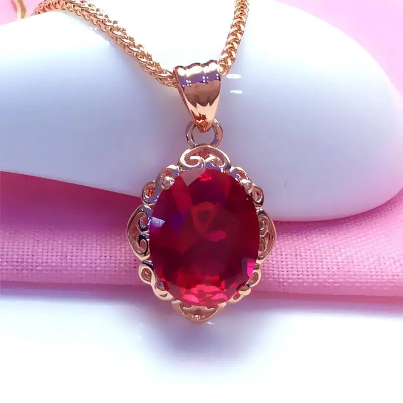 

New Advanced Russian Women's Purple Rutile Pendant Fashionable and Versatile Colored Gold Necklace