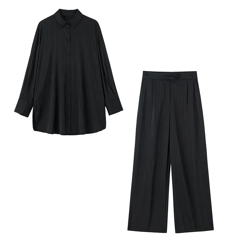 

Блузка женская черная шелковая атласная с длинным рукавом и воротником на пуговицах