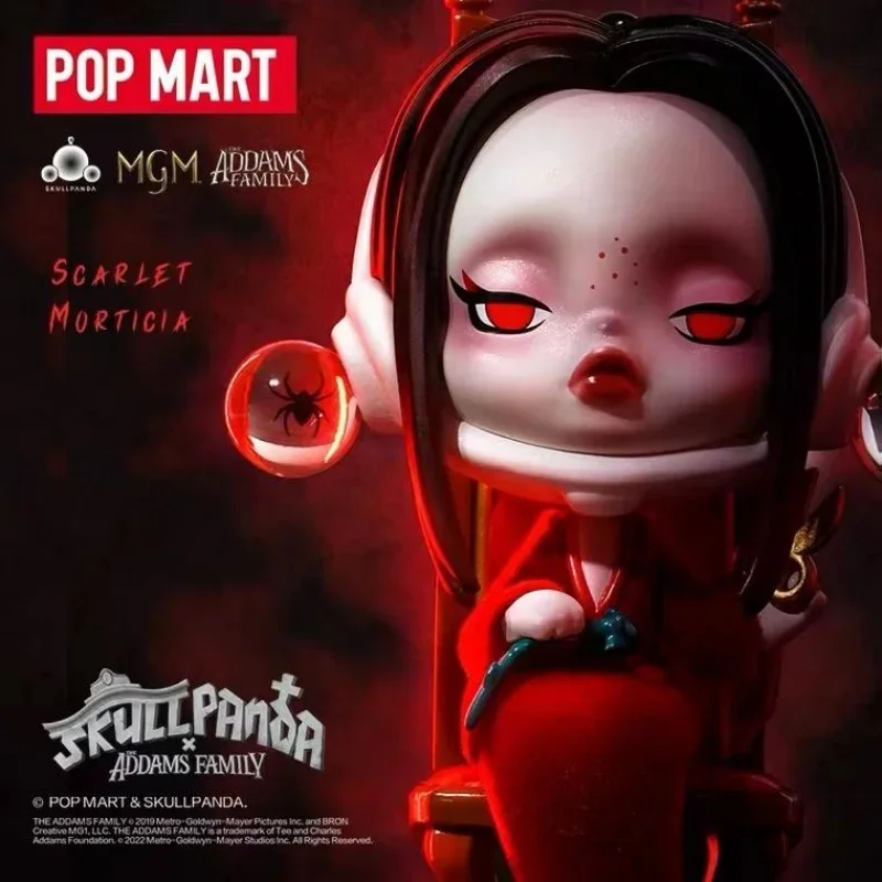 Фото POP MART SKULLPANDA Серия «Семья Аддамс» Модные игрушки-сюрпризы в закрытых коробках, коллекционные фигурки, подарок-сюрприз №2
