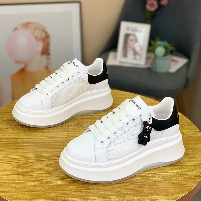 

White sneakers Shoes Women's 2023 Spring and Autumn Season New Mesh Breathle Elevated Sports and Casual Shoes Board Shoes