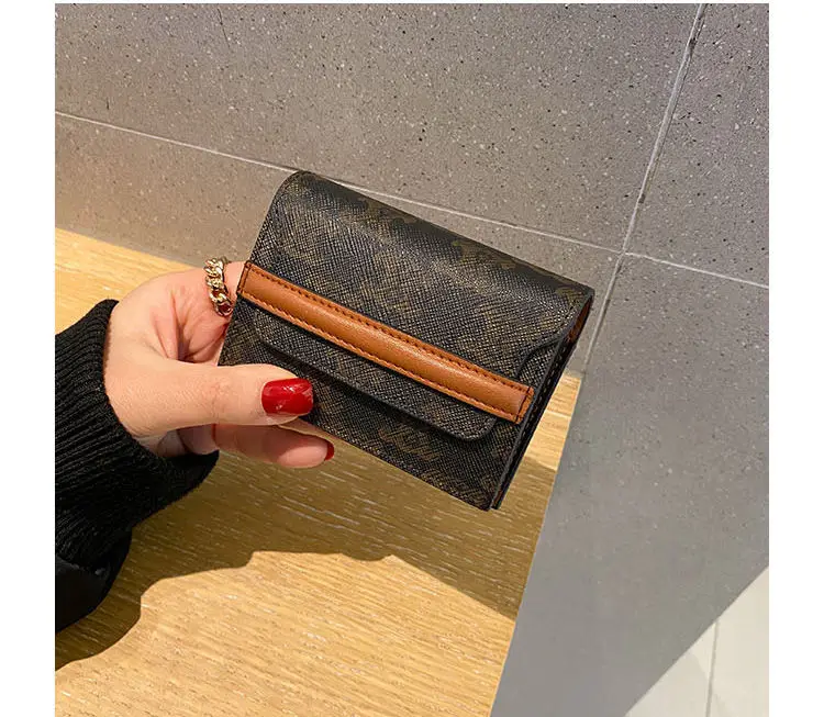 

2022 New Fashion Card Bag Women's Compact Door Design Celi Card Clip Multi-card Position Ultra-thin Passport Holder
