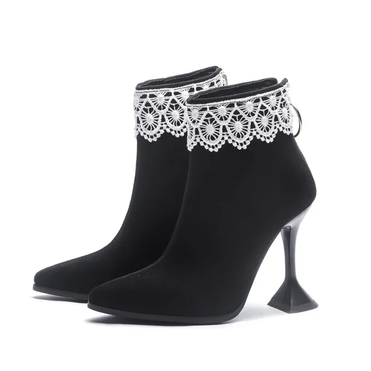 

Женские ботинки с острым носком, большие размеры