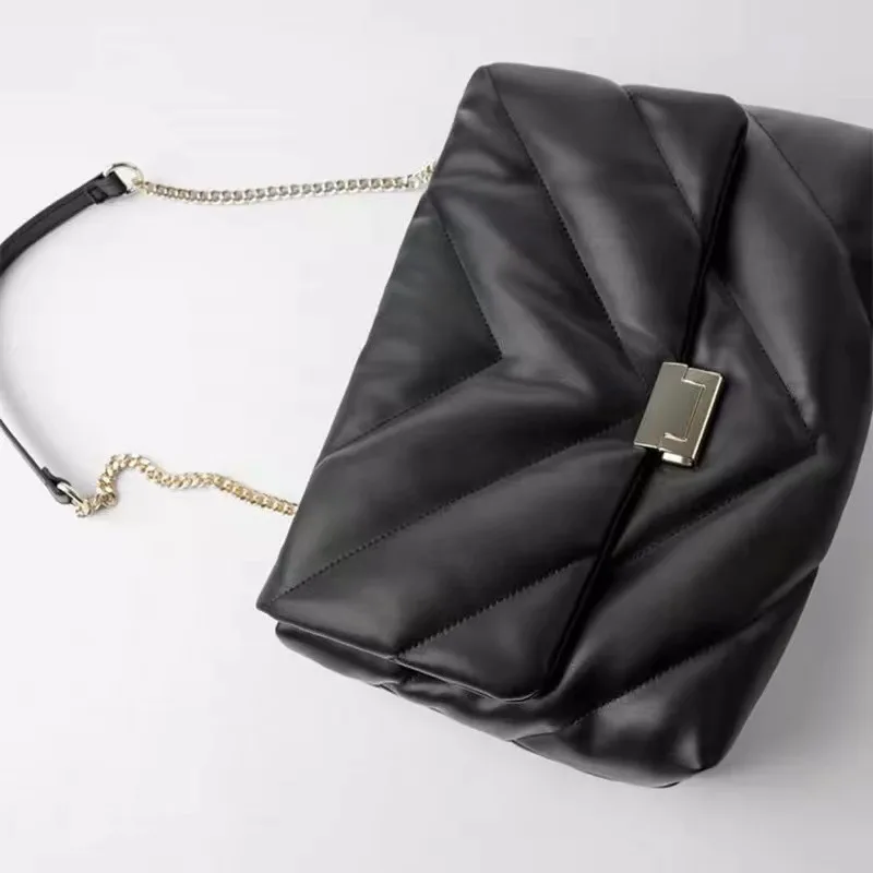 

Fashion Soft Quilted Tote Women Shoulder Bag Designer Cotton Padded Handbags Luxury Chains Crossbody Bags for Women 2023 Purses