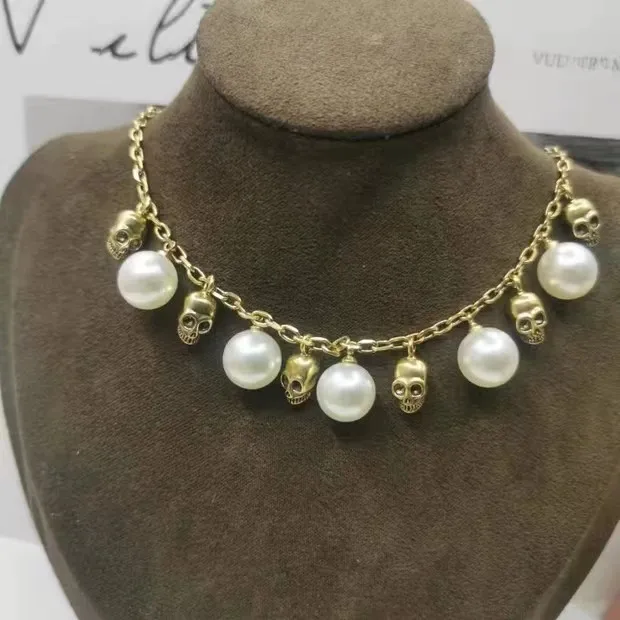 

European and American popular pearl skull necklace