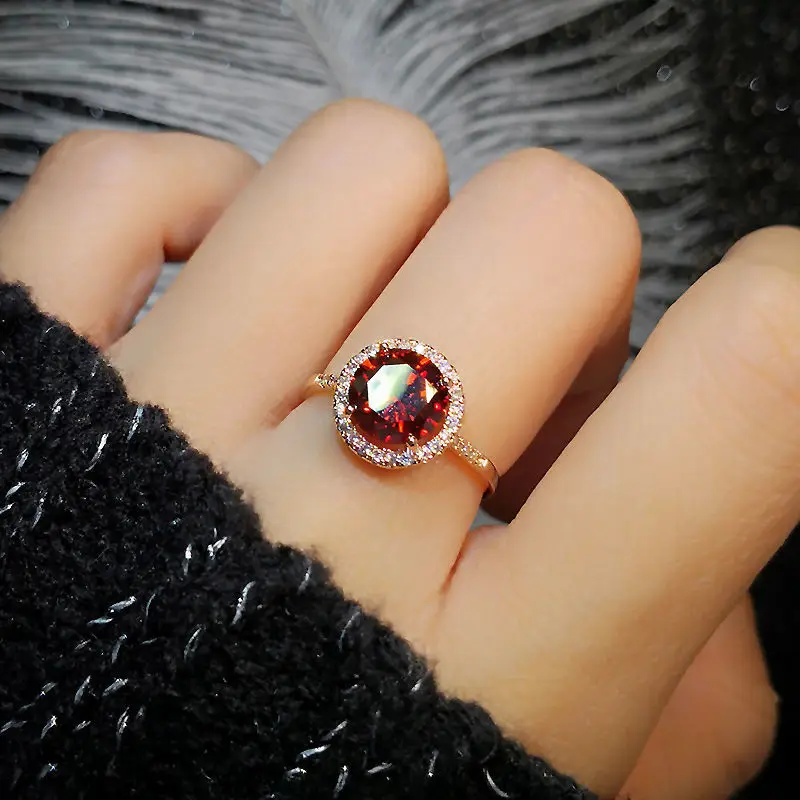 

[Red Wine] Japan and South Korea 2 Carat Ring Female Four-claw Simple S925 Sterling Silver All-match Crystal Ruby Ring Female