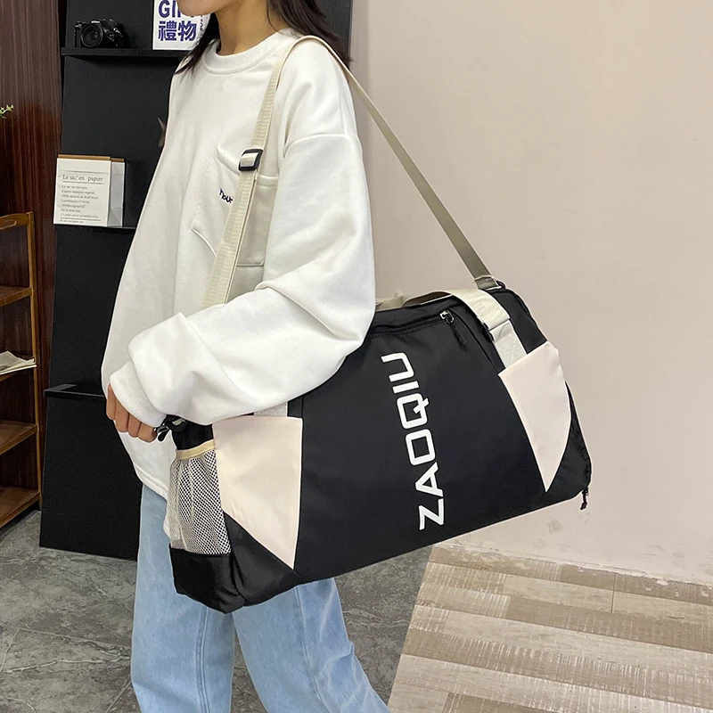 Leisure Fitness Travel Bag Women Fashion Trend Short Travel Handhandle Bag New Dry & Wet Separation Yoga Fitness Package M610