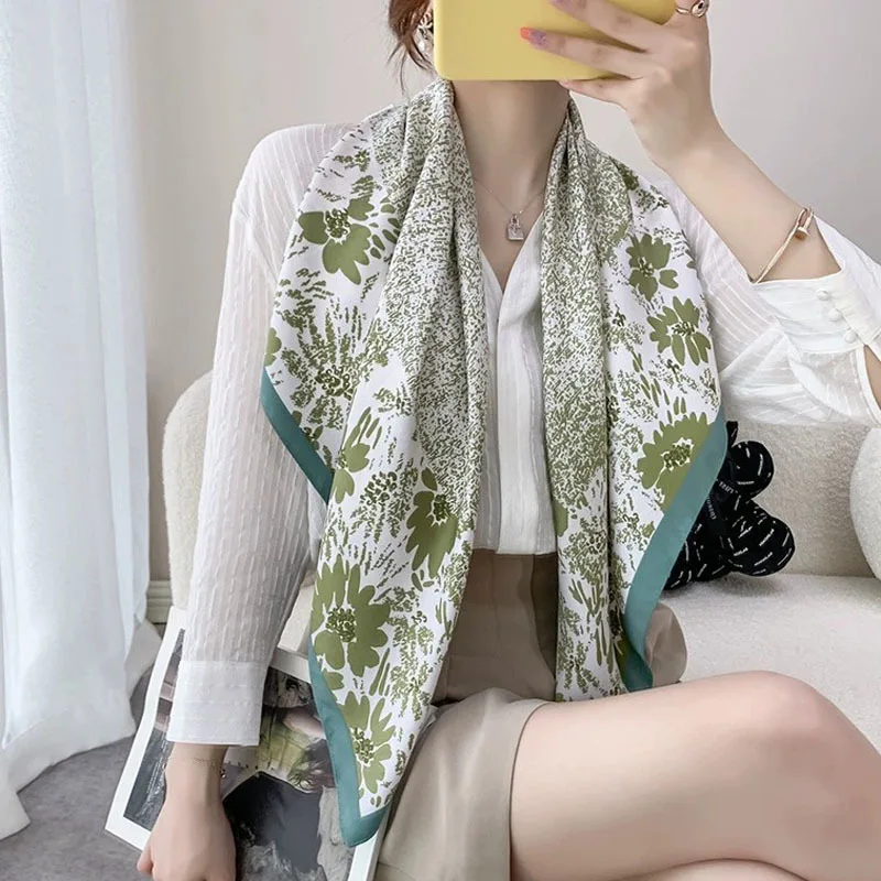 

Retro Silk Scarf Twill Silk Square Scarf Luxury Brand Design Silk Scarf Women Business Scarf Casual Shawl 90*90cm Silk Scarf