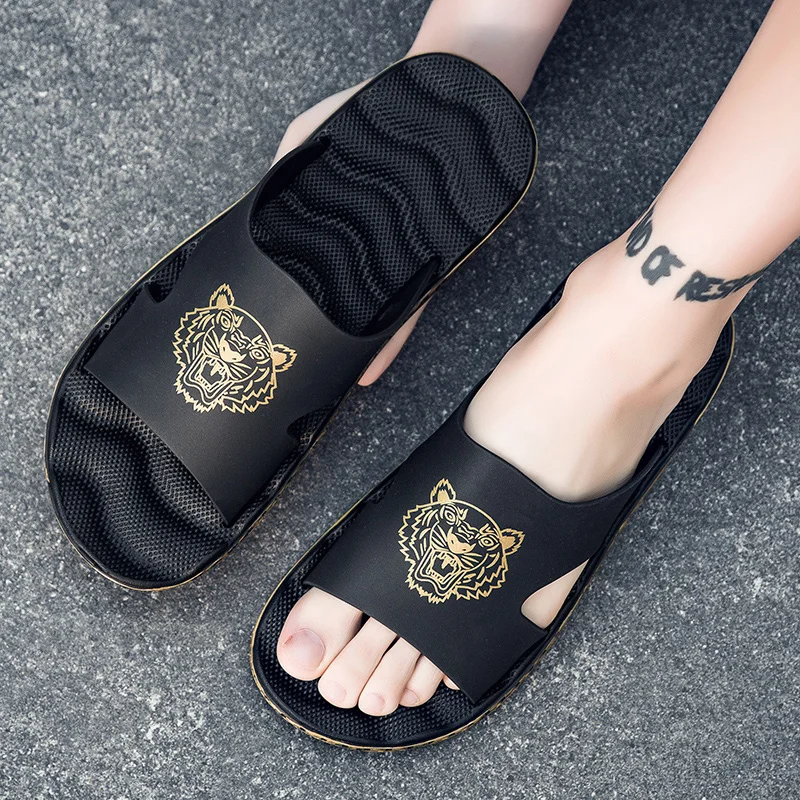 

Men's Summer Slipper 2023 Luxury Flat Cloud Home Indoor House Shoes For Men Soft EVA Bathroom Beach Casual Walking Slippers