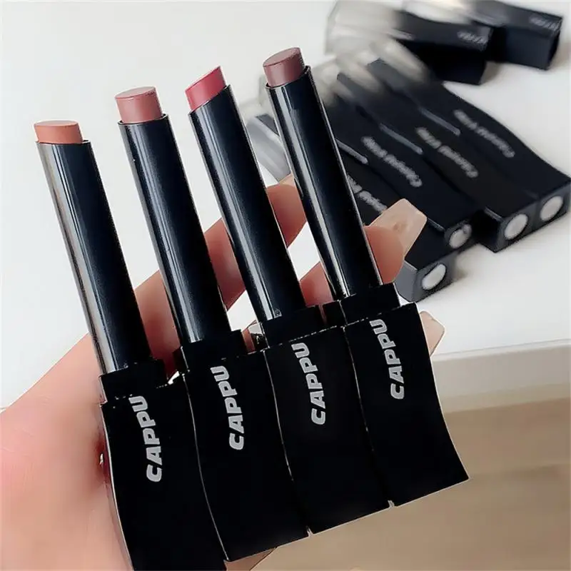 

High Color Value Lipstick Moisturizing Lip Gloss Small Black Tube Lip Glaze Makeup Set Makeup Red Lip Makeup Solid Lip Glaze