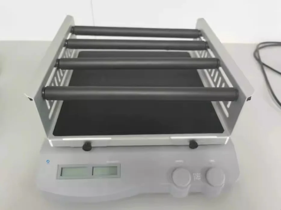 Фото Многофункциональный лабораторный линейный шейкер SK-L330-Pro OEM с бесщеточным двигателем постоянного тока, возвратно-поступательным движением и нагрузкой до 7,5 кг №3
