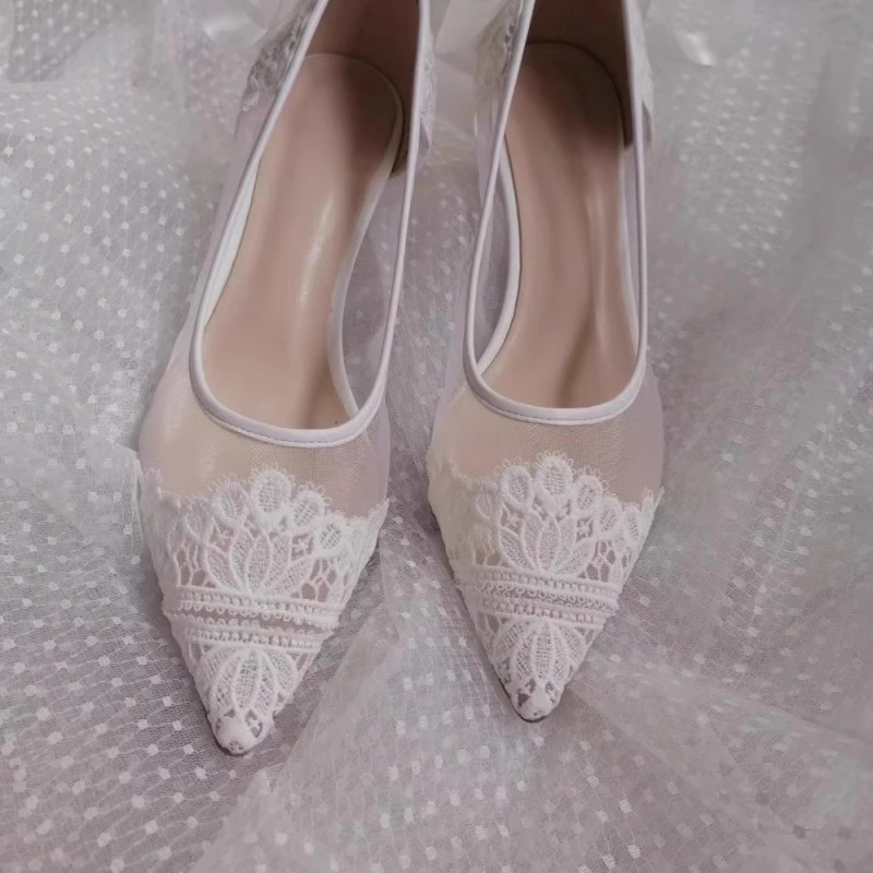 Новые весенне-летние туфли с острым носком Женская сетчатая Свадебная обувь из
