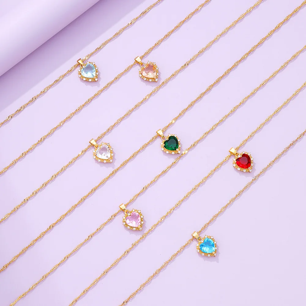 

New Fashion ING Gemstone Necklace Romantic Cute Lady Peach Heart Necklace Single Chain Alloy Jewelry Wholesale Direct
