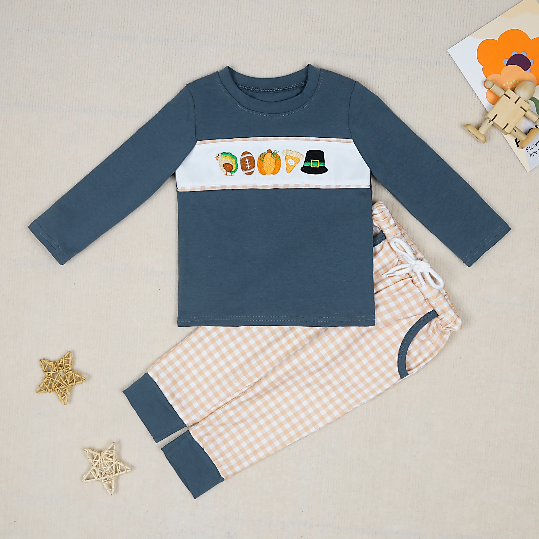 

Ready To Ship 1-8T Thanksgiving Day Boy Pant Set Navy Top Outfit With Cartoon Turkey And Football Embroidery Round Neck Suits