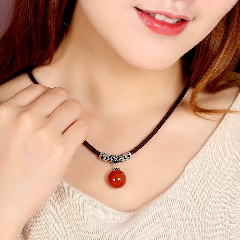 

Women's Vintage Ethnic Graceful Short Necklace Rope Chain Agate Beads Simple Joker Jewelry One the Neck 2022 New Elegant Choker