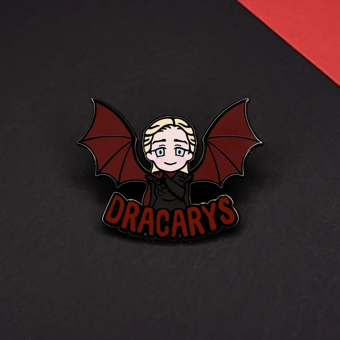 

Classic Movie Mother of Dragons Dracarys Enamel Pin Daenerys and Targaryen Hat Bag Lapel Pin Badge Collection for Tv Fans Gift