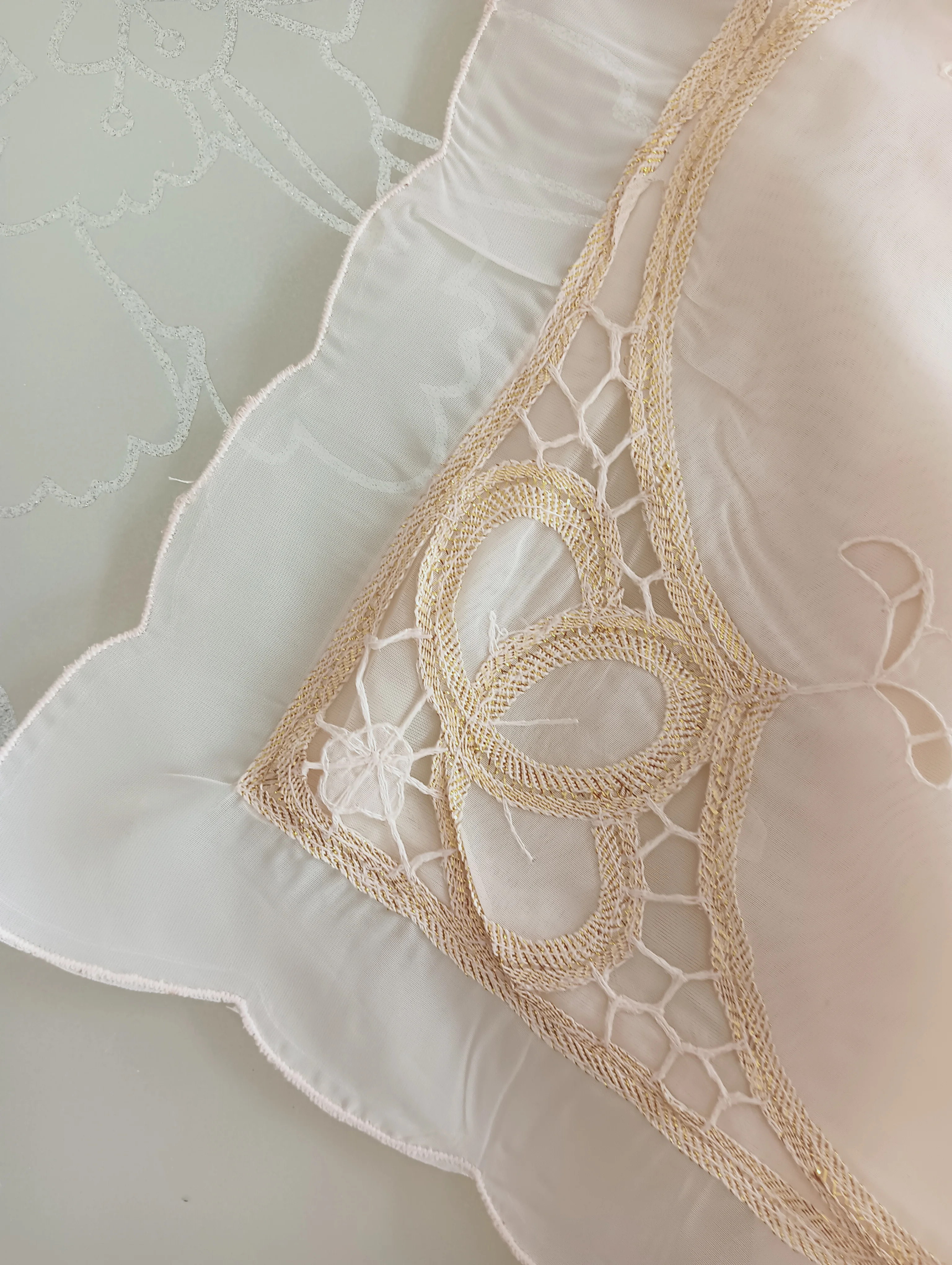 4 шт.BOHAO 2024 наволочки с вышивкой крестом и золотыми вышитыми цветами элегантные