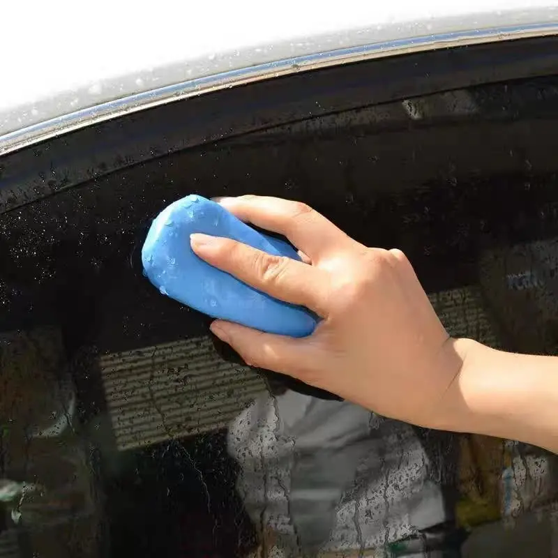 Очистка автомобиля глиной. Глина для мытья автомобиля. Глина для очистки автомобиля. Синяя глина для чистки автомобиля. Синие глины для мытья машины.