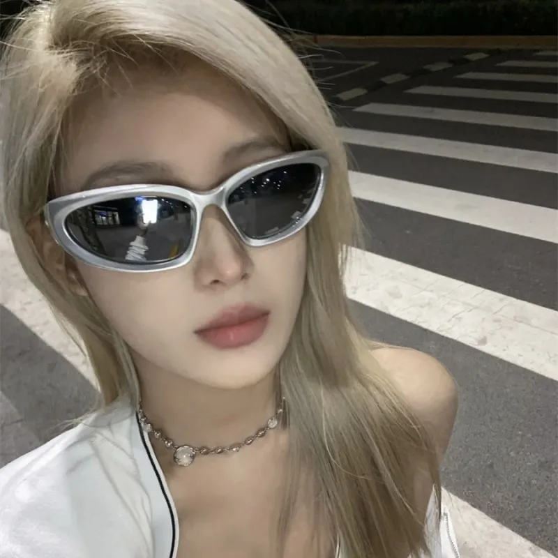 

Fashion Women's Sunglasses Punk Style Sunglasses Unique Sports Sun Glasses Men UV400 Goggle Shades Mirror Colorful Y2k Eyewear