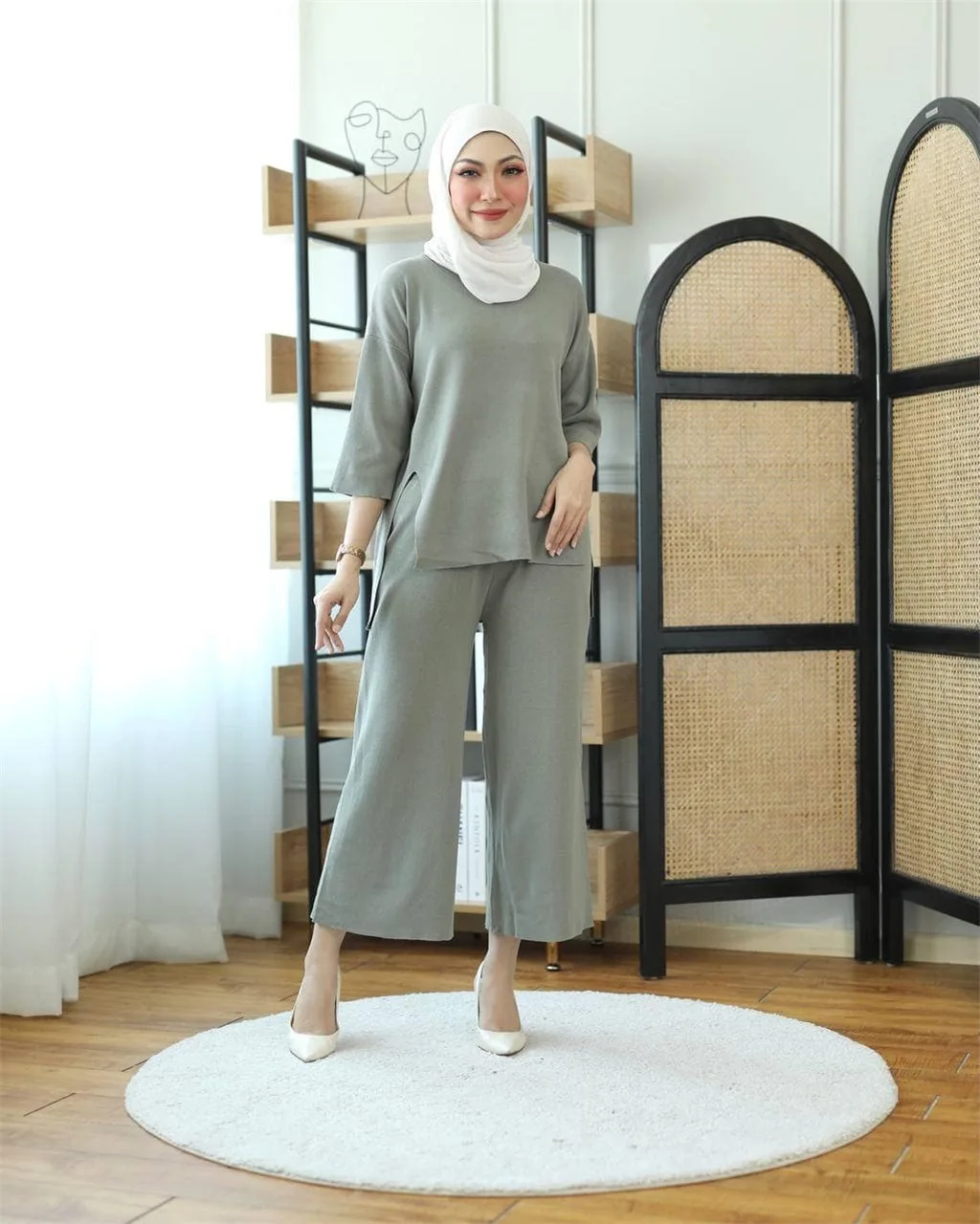2023  Muslim Sets Muslim Fashion Abaya Islam Abaya Dubai New Middle Eastern Muslim Women's Wide-leg Pants Two-piece Set