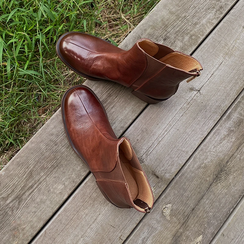 

Ботинки Heihaian короткие осенне-зимние 2023 Новые Ретро Стильные загородные Ботинки Челси с круглым носком на молнии сзади дымчатые ботинки для женщин